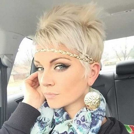 Featured Photo of 2024 Latest Platinum Blonde Pixie Hairstyles with Long Bangs
