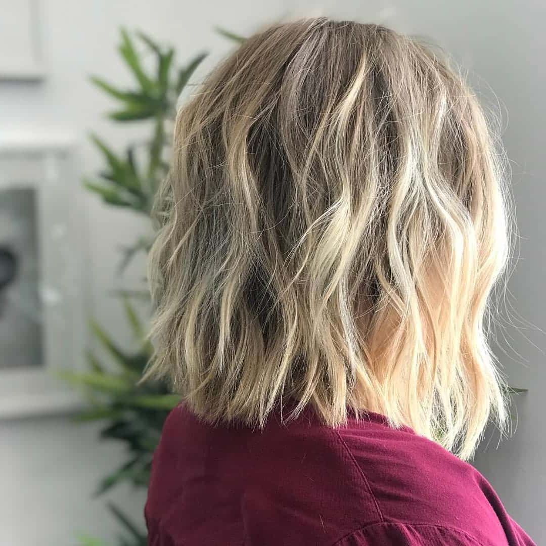 11 Fresh Hair Color Ideas 2022: Bob Hair Color Trends – Hairstyles Weekly Throughout Peach Wavy Stacked Hairstyles For Short Hair (View 17 of 25)