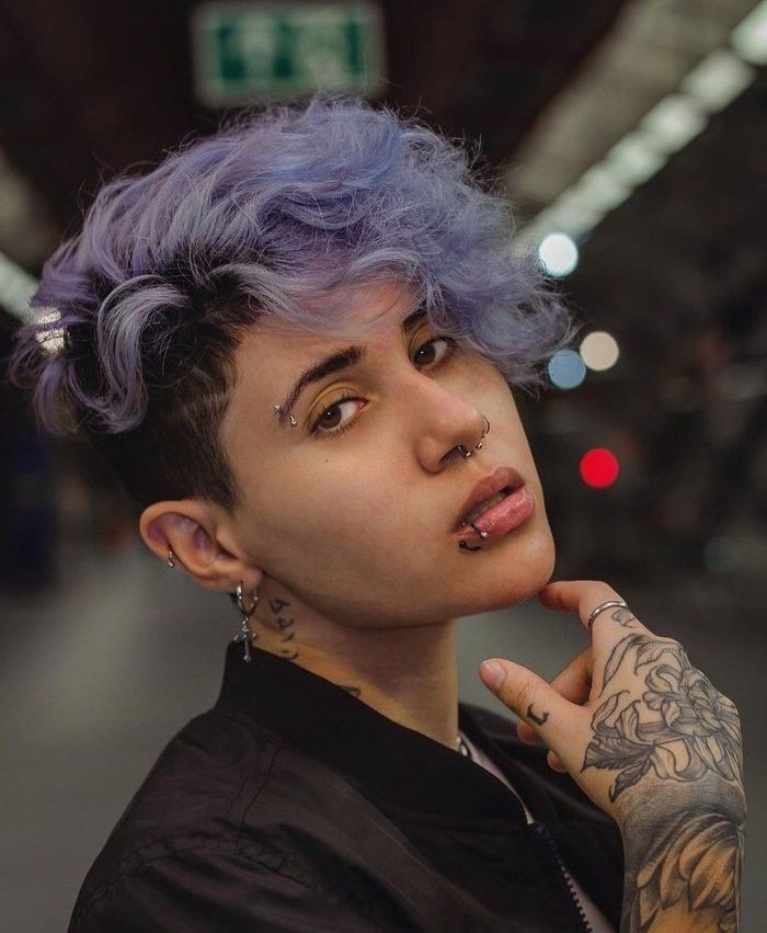 20 Popular Androgynous Haircuts For 2022 For Current Extremely Feminine Hairstyles (Photo 25 of 25)