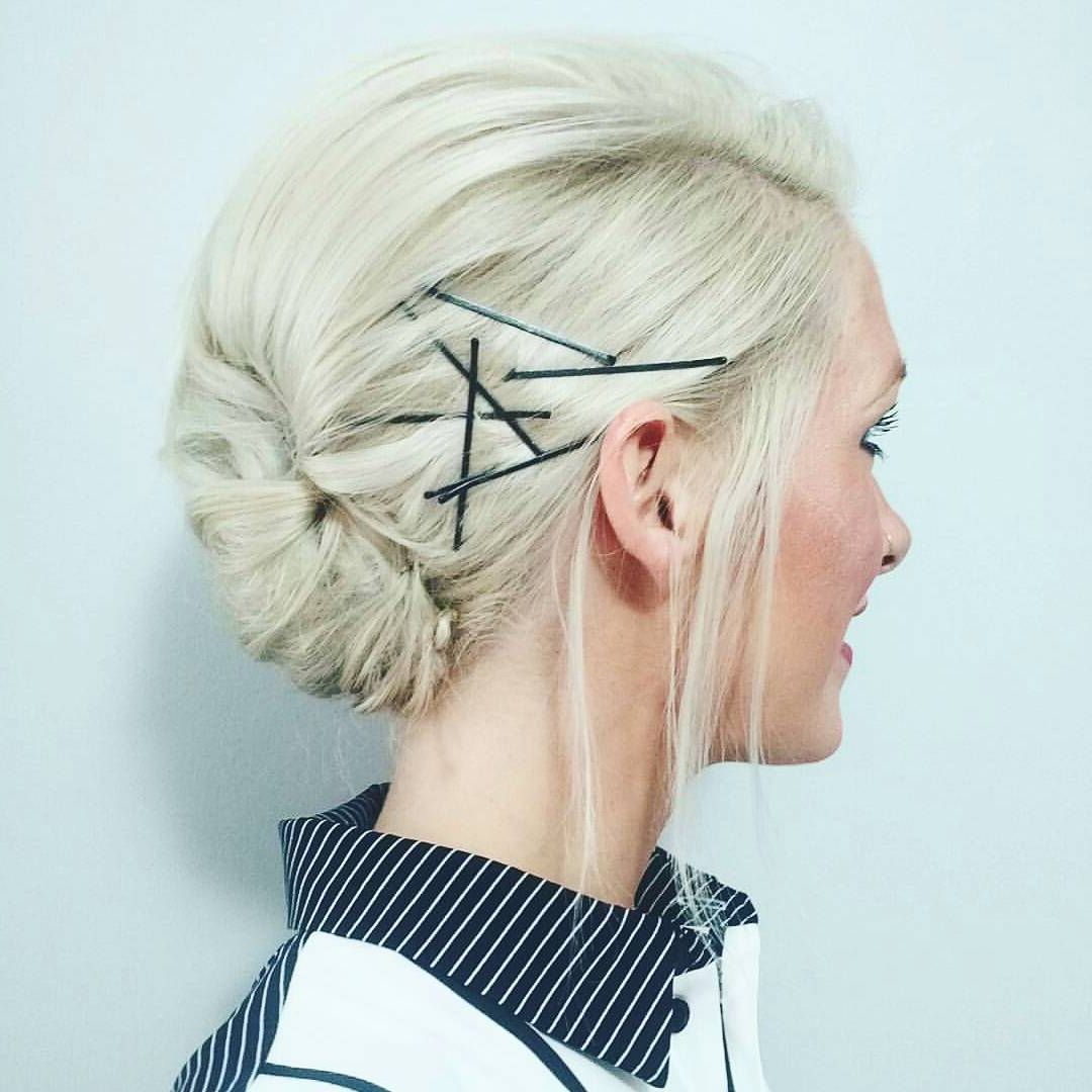 25 Bobby Pin Hairstyles You Haven't Tried But Should | Glamour Within Brush Up Hairstyles With Bobby Pins (View 2 of 25)