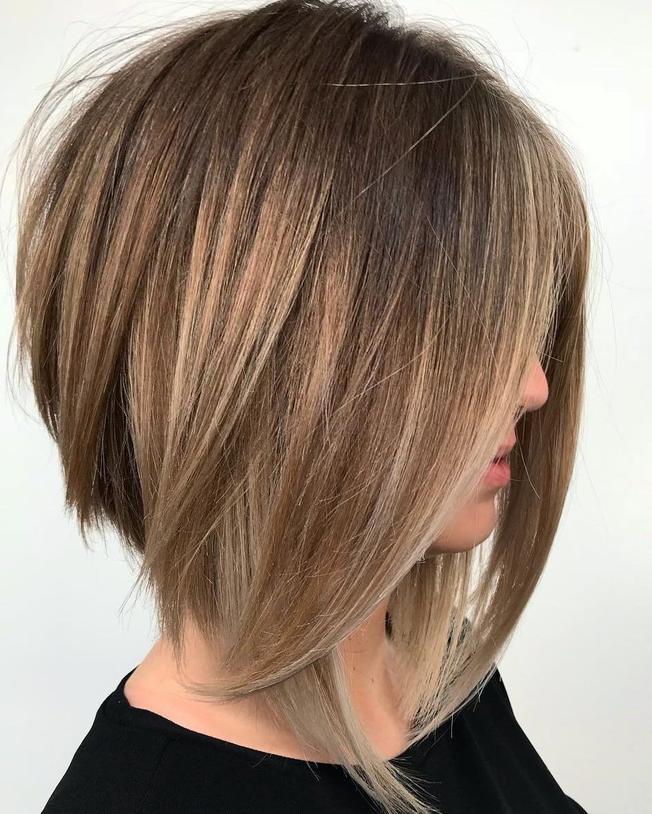 25 Fresh Medium Length Hairstyles For Thick Hair To Enjoy In 2022 Throughout Most Recently Shoulder Length Haircuts For Thick Hair (Photo 24 of 25)