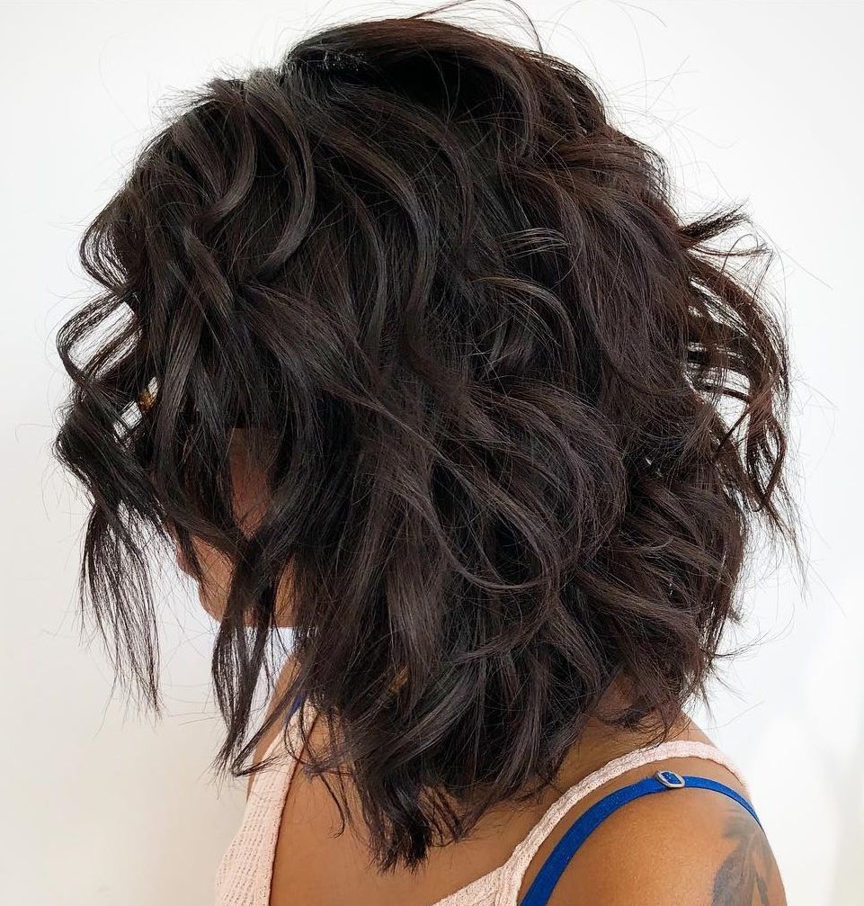 25 Must Try Medium Length Layered Haircuts For 2022 For Most Popular Textured Layers Haircuts (View 11 of 25)