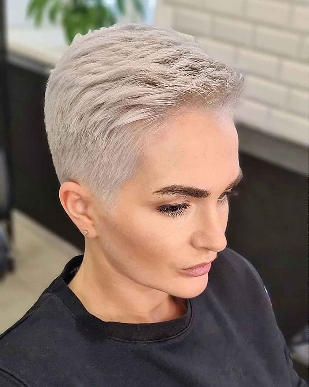 25 Very Short Haircuts For Women Trending In 2022 Intended For Latest Extremely Feminine Hairstyles (View 17 of 25)