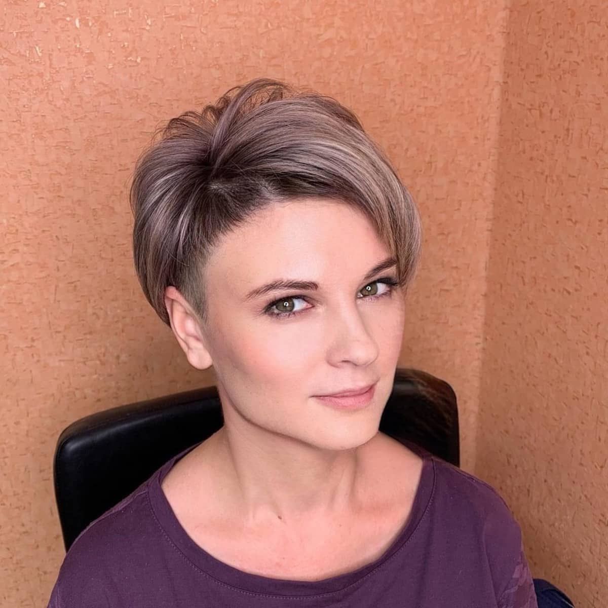 25 Very Short Haircuts For Women Trending In 2022 With Most Recent Extremely Feminine Hairstyles (View 12 of 25)