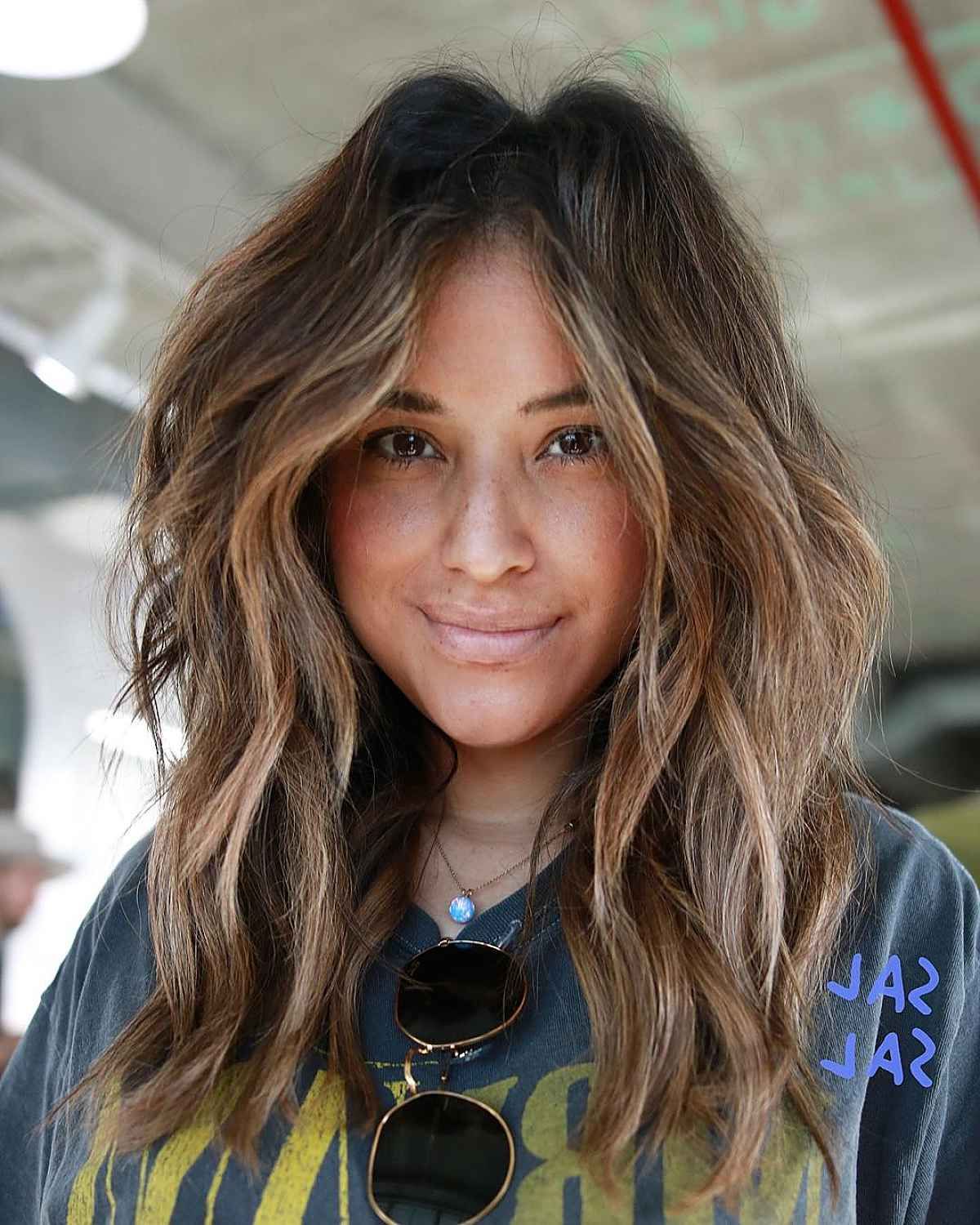 26 Best Ways To Get Long Layers With Medium Length Hair With Most Up To Date Textured Layers Haircuts (View 12 of 25)
