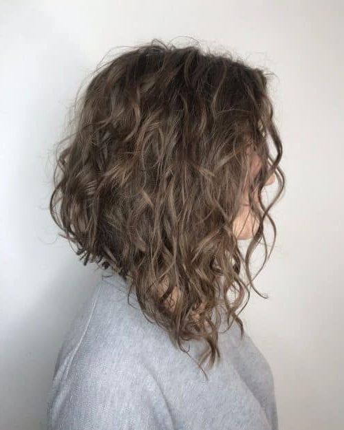 26 Hottest Long Wavy Bob Haircuts Anyone Can Pull Off With Most Up To Date A Line Wavy Medium Length Hairstyles (View 18 of 25)
