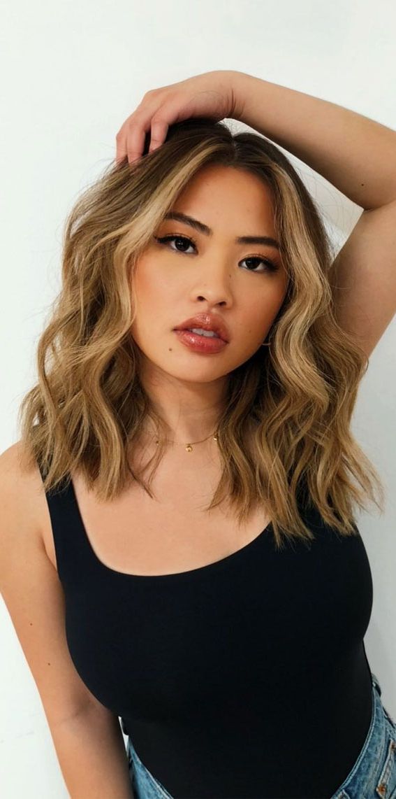 30 Medium Length Haircuts 2022 For All Face Shapes : Money Piece + Warm  Balayage With Regard To Latest Layered Haircuts With Warm Balayage (View 6 of 25)