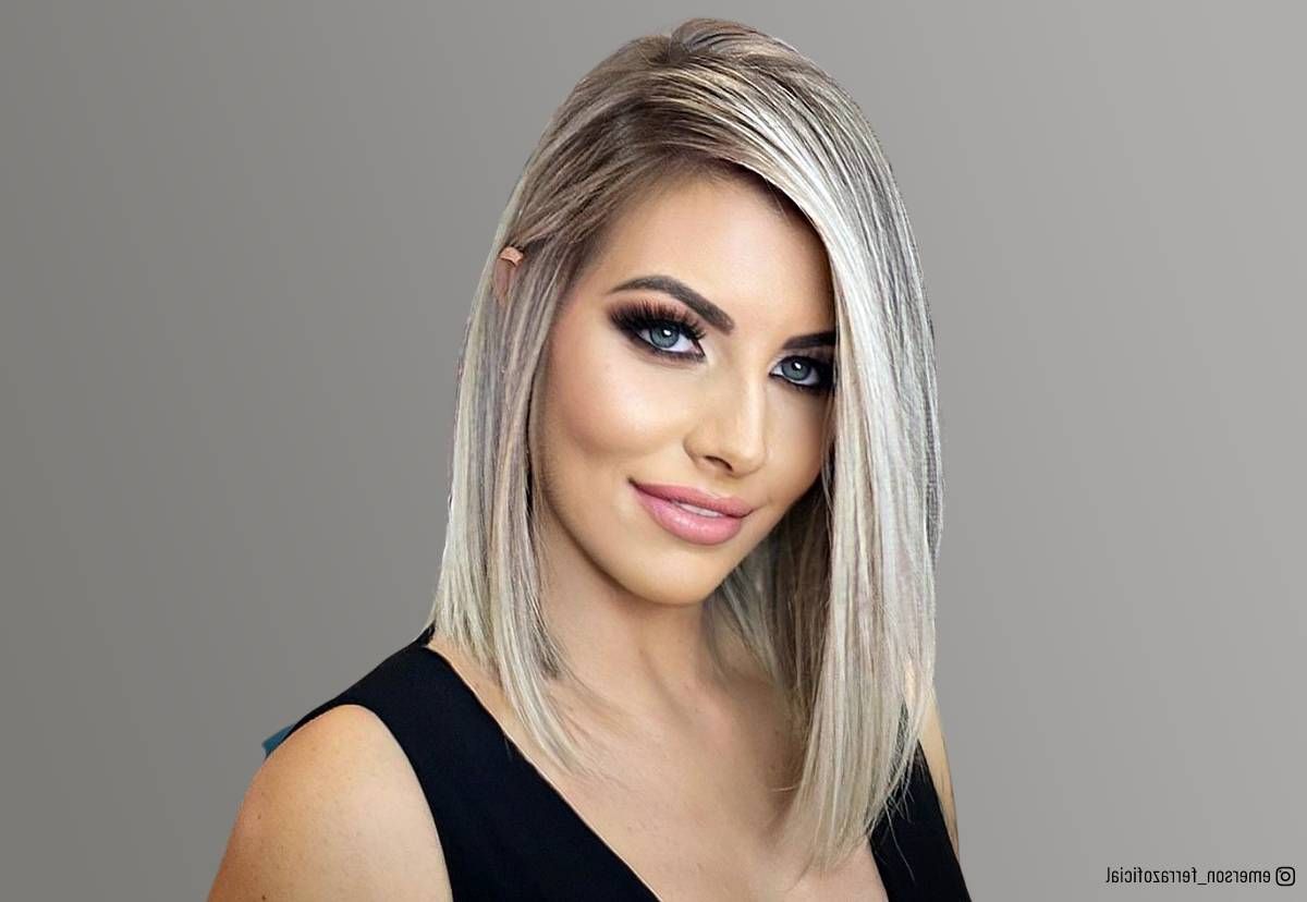 32 Sharpest Straight Lob Haircut Ideas For That Ultra Sleek Look Intended For Best And Newest Straight Lob Haircuts With Feathered Ends (View 4 of 25)
