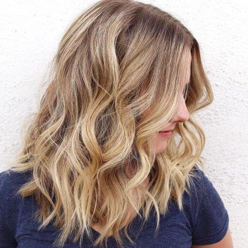 35 Short Blonde Hair Ideas For Blonde Bombshells In 2022 | Short Hair Waves,  Beach Waves For Short Hair, Beach Wave Hair Regarding Best And Newest Icy Blonde Beach Waves Haircuts (View 5 of 25)