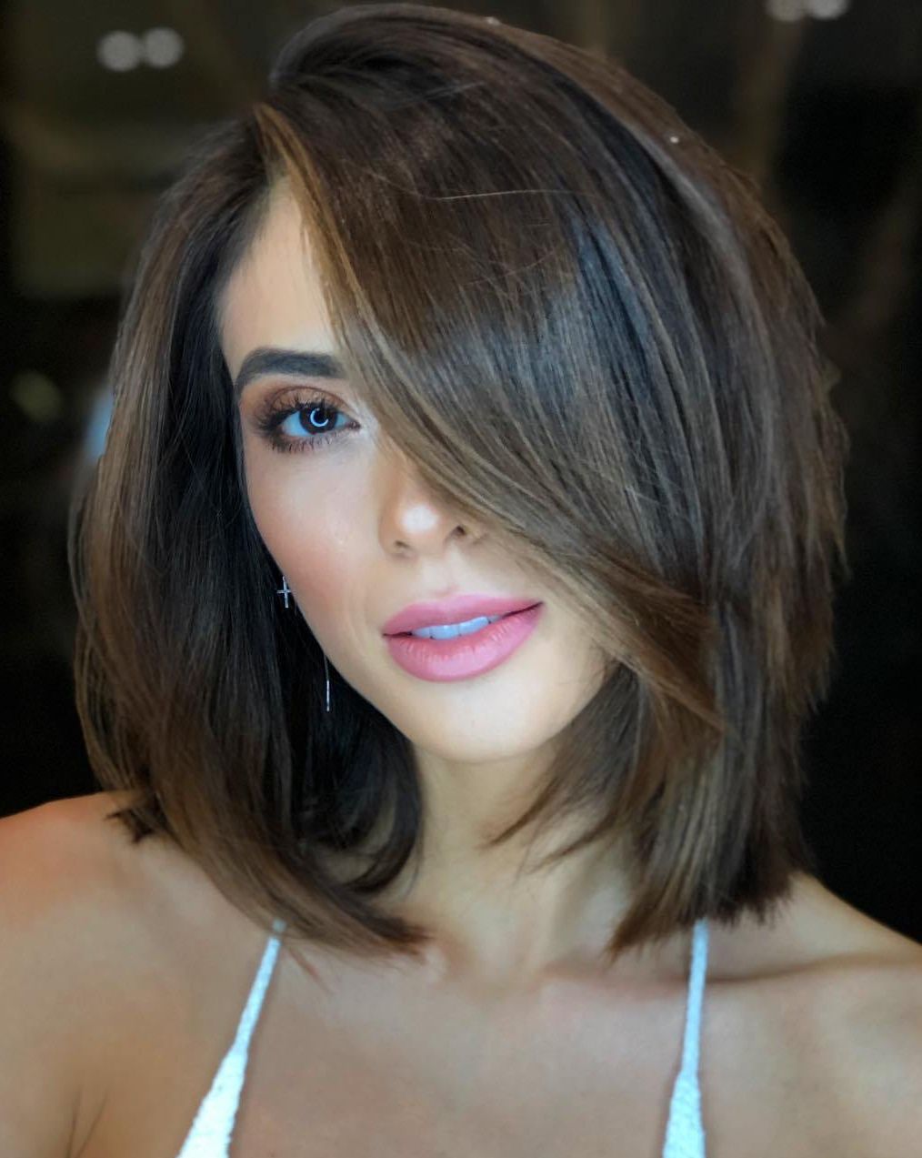 35 Stunning Ways To Wear Long Bob Haircuts In 2022 In 2018 Straight Lob Haircuts With Feathered Ends (View 12 of 25)
