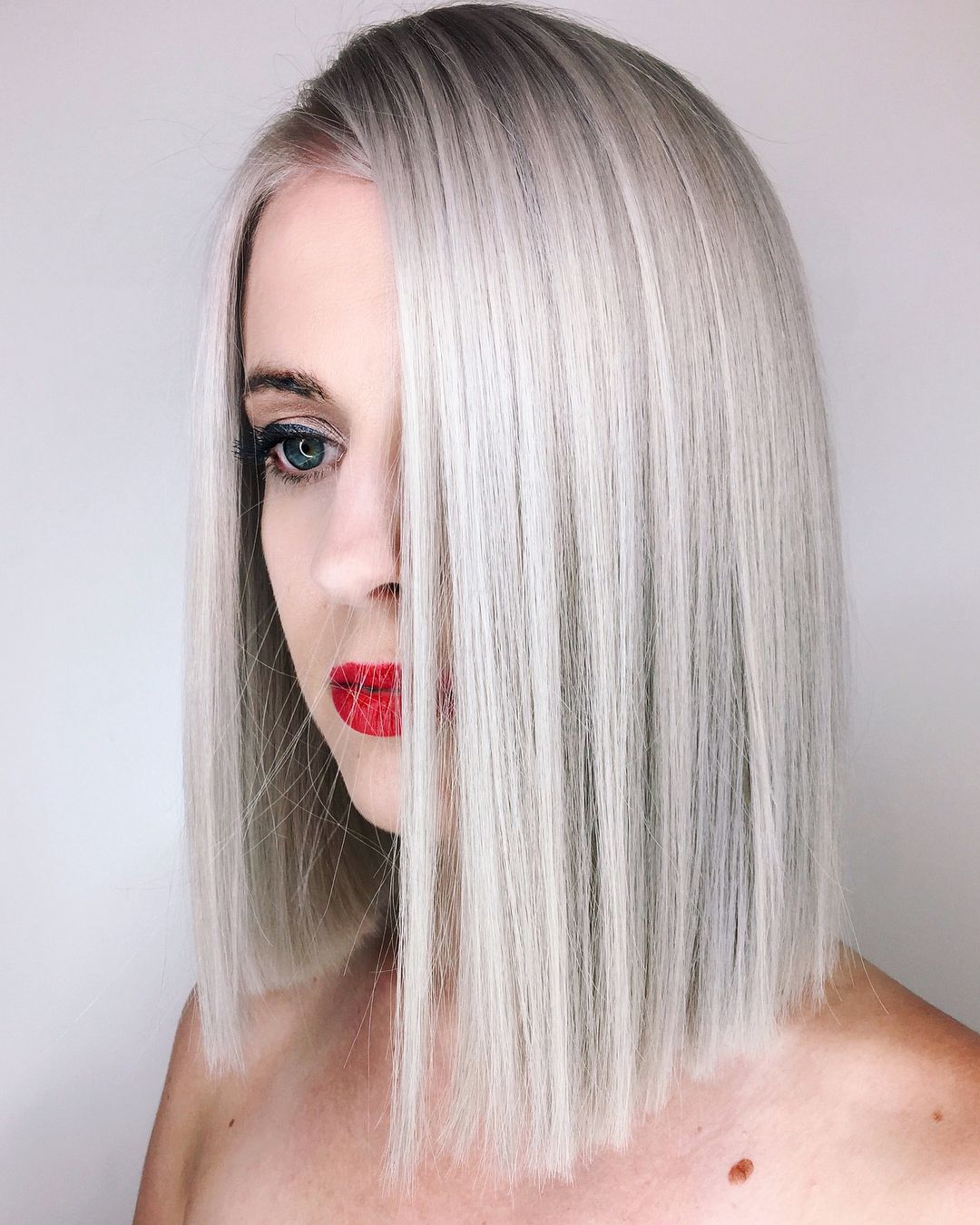 35 Stunning Ways To Wear Long Bob Haircuts In 2022 Throughout Latest Blunt Beige Blonde Lob Haircuts (View 24 of 25)