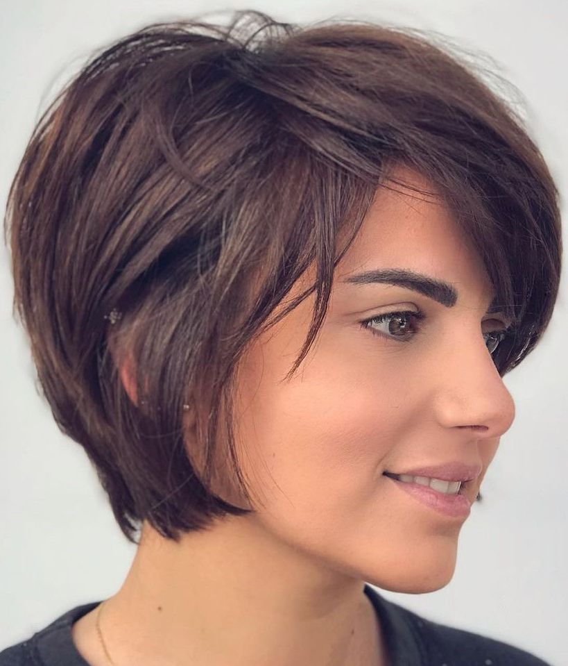 37 Short Straight Hair Ideas For A Stylish Look Within Bright Blunt Hairstyles For Short Straight Hair (View 14 of 25)