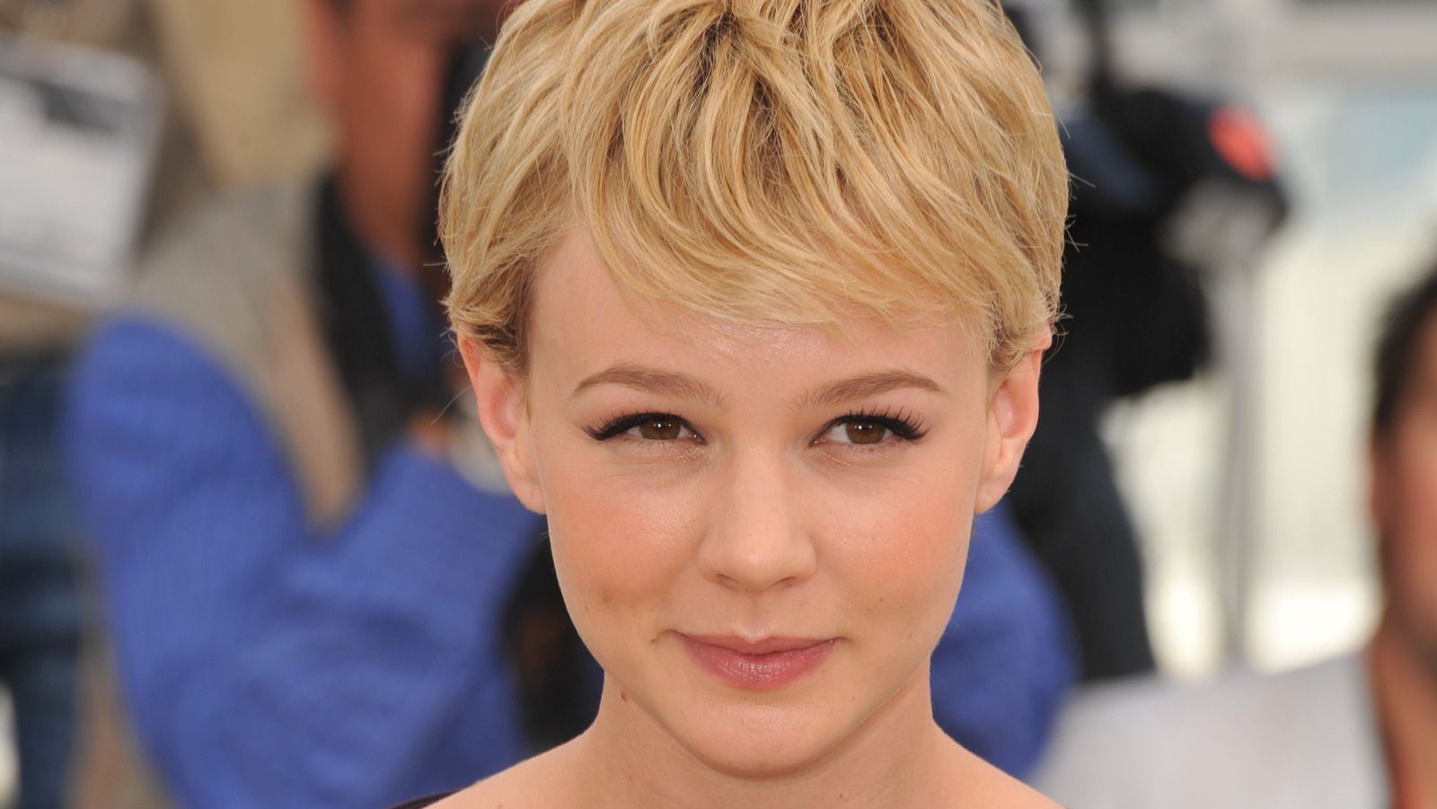 40 Lovely Pixie Haircuts That Prove Shorter Can Indeed Be Better Pertaining To Side Swept Long Layered Pixie Hairstyles (View 13 of 25)