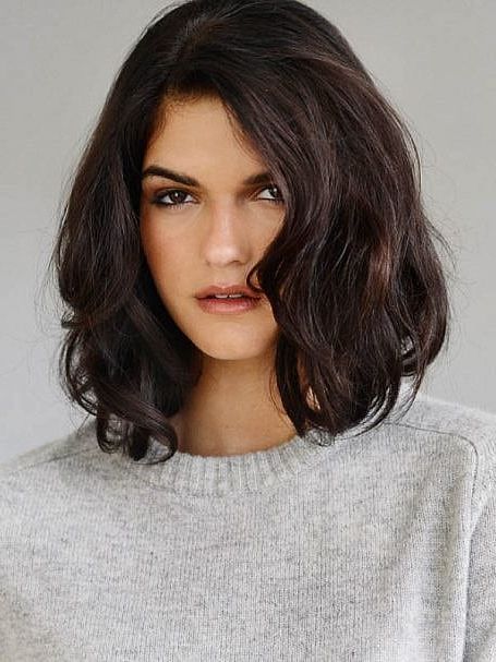 40 Stylish Lob Haircuts & Hairstyles For 2022 – The Trend Spotter Intended For Most Up To Date Layered Wavy Lob Haircuts (View 8 of 25)