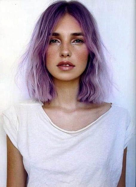 40 Stylish Lob Haircuts & Hairstyles For 2022 – The Trend Spotter Intended For Most Up To Date Purple Wavy Shoulder Length Bob Haircuts (View 18 of 25)