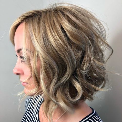 46 Cute Wavy Bob Hairstyles That Are Easy To Style Pertaining To Current A Line Wavy Medium Length Hairstyles (View 11 of 25)