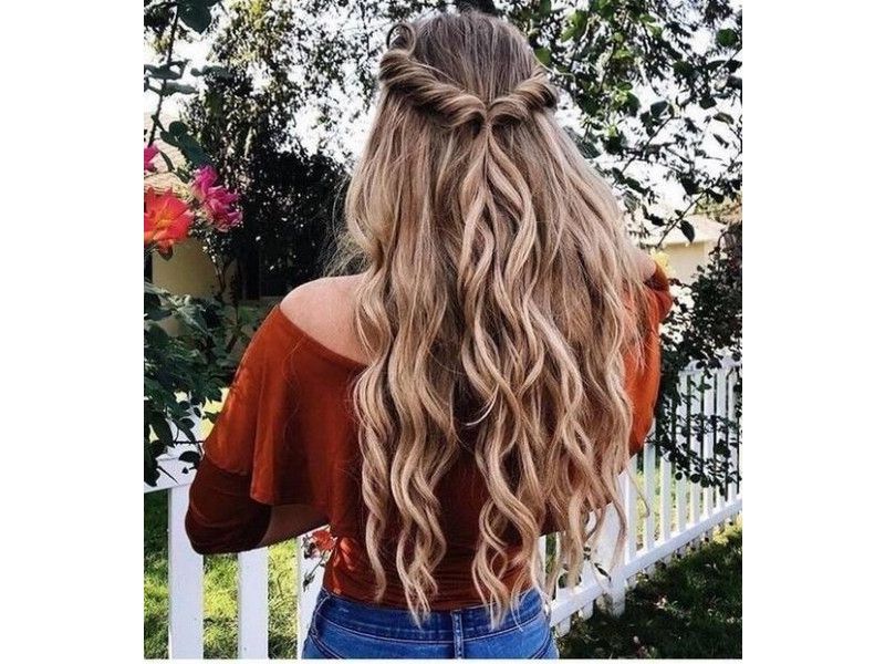 5 Hottest Curly Hairstyles: All About That Curves (2021) (View 25 of 25)