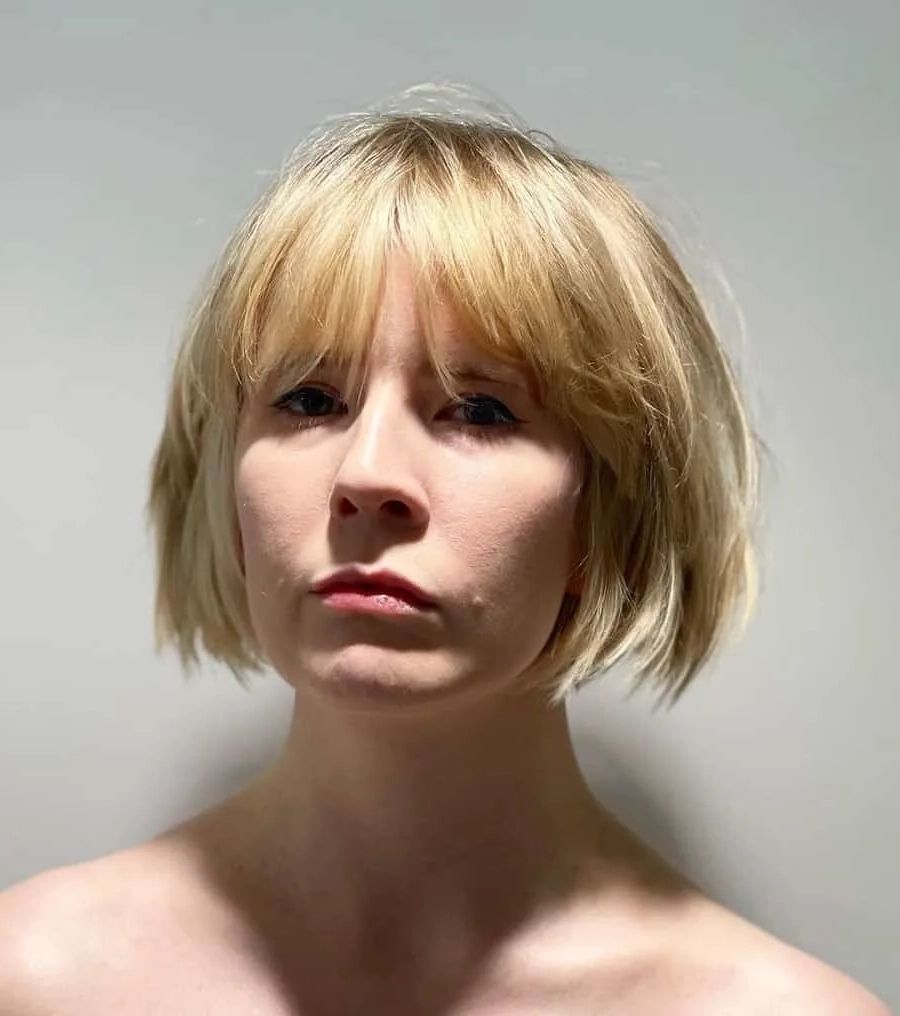 50 Cute & Youthful Blonde Bob Haircuts For 2022 For Messy, Wavy & Icy Blonde Bob Hairstyles (Photo 25 of 25)