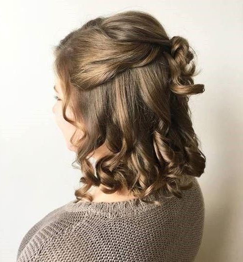 50 Half Updos For Your Perfect Everyday And Party Looks | Medium Length Hair  Styles, Half Updo, Half Up Hair Regarding Recent Messy Medium Half Up Hairstyles (View 21 of 25)
