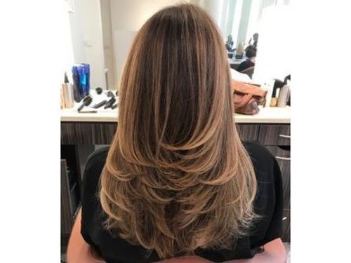 51 Best Layered Haircuts For Women – 2022 Guide! For Best And Newest Elongated Layered Haircuts With Volume (Photo 25 of 25)