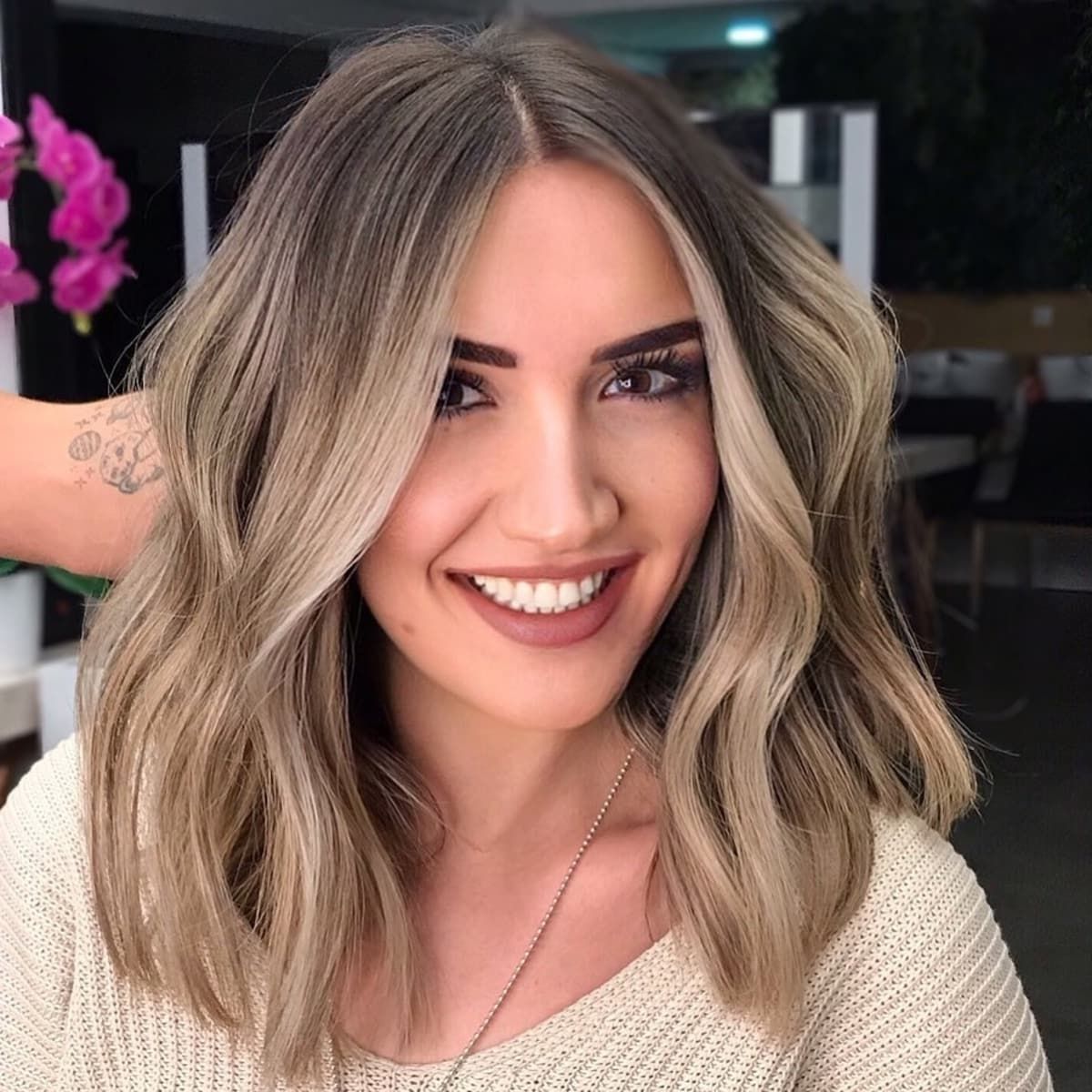 53 Best Medium Length Hairstyles For Thick Hair To Feel Lighter In Current Shoulder Length Haircuts For Thick Hair (Photo 22 of 25)