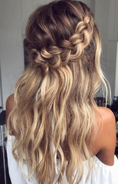 60 Best Half Up Half Down Hairstyles For 2022 – The Trend Spotter Pertaining To Most Popular Braided Half Up Knot Hairstyles (View 20 of 25)