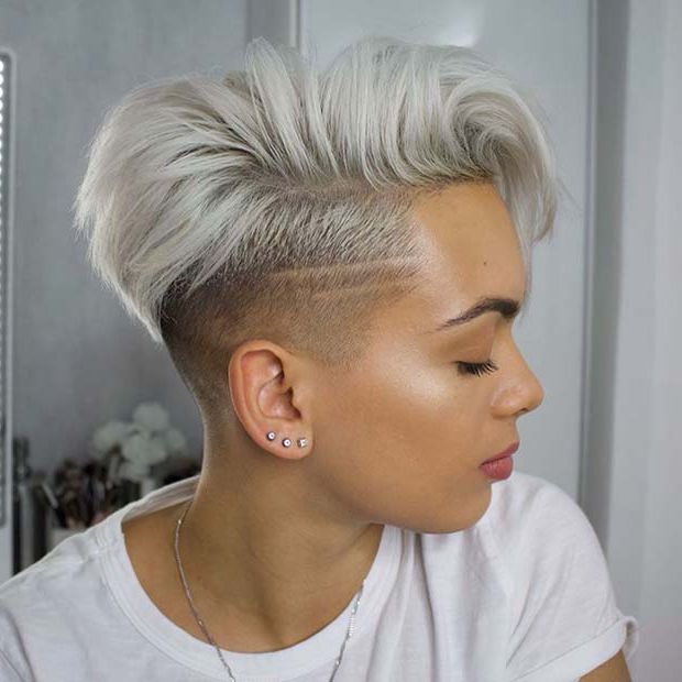 63 Short Haircuts For Women To Copy In 2021 – Stayglam With Regard To Short Women Hairstyles With Shaved Sides (Photo 25 of 25)