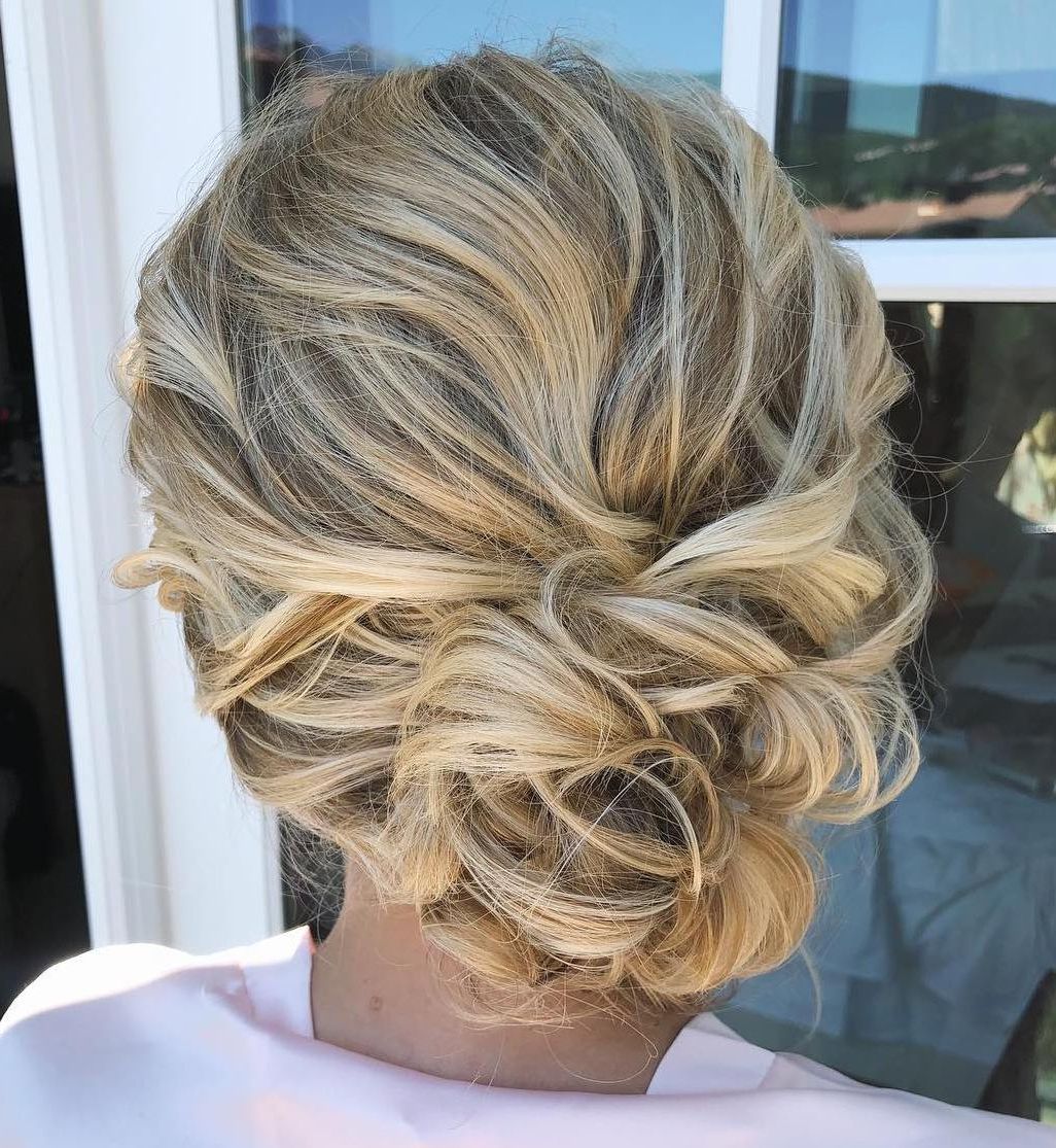 65 Trendy Updos For Short Hair For Both Casual And Special Occasions Throughout Current Wavy Updos Hairstyles For Medium Length Hair (Photo 23 of 25)