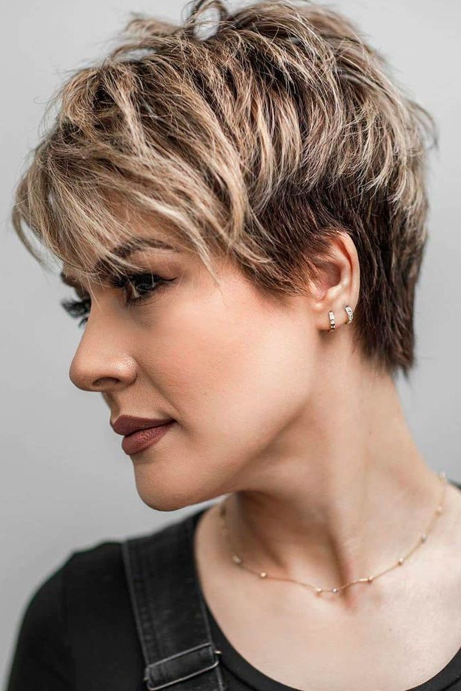 90+ Amazing Short Haircuts For Women In 2022 | Lovehairstyles For Subtle Textured Short Hairstyles (View 9 of 25)