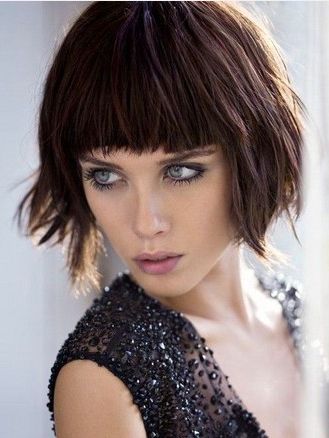 Amazing Blunt Haircut For Bob Hairstyles – Pretty Designs Regarding Latest Blunt Lob Haircuts With Straight Bangs (View 19 of 25)