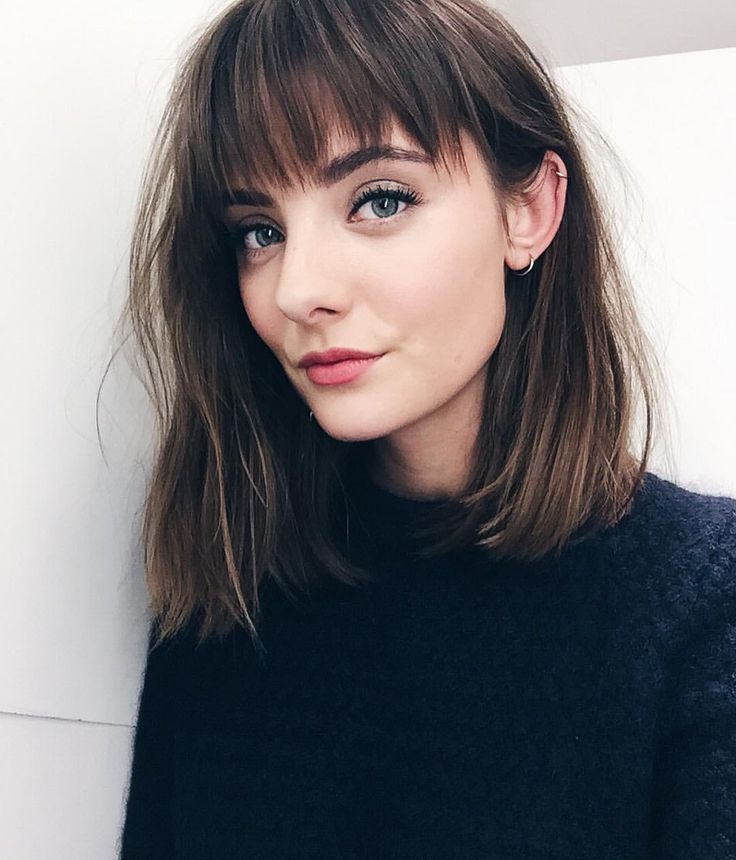 Blunt Lob With Bangs | Cheveux Mi Long, Cheveux, Coupe De Cheveux Regarding Most Popular Blunt Lob Haircuts With Straight Bangs (View 3 of 25)