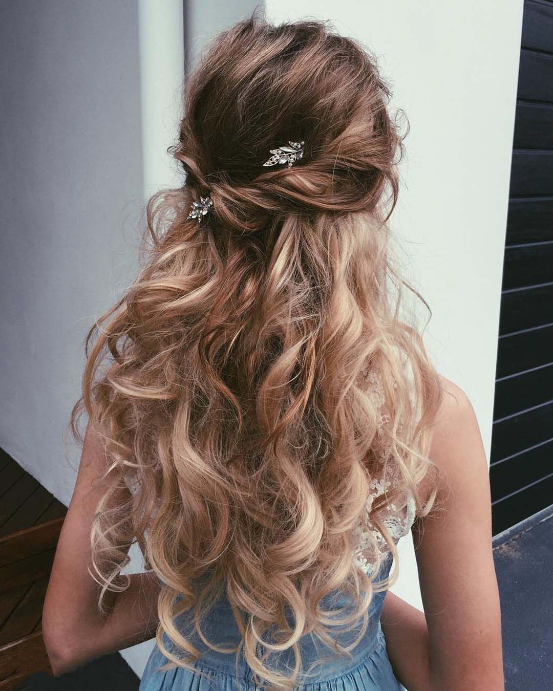 Half Up Half Down Wedding Hairstyles 2022/23 Guide: 70+ Looks Throughout Newest Messy Medium Half Up Hairstyles (View 23 of 25)