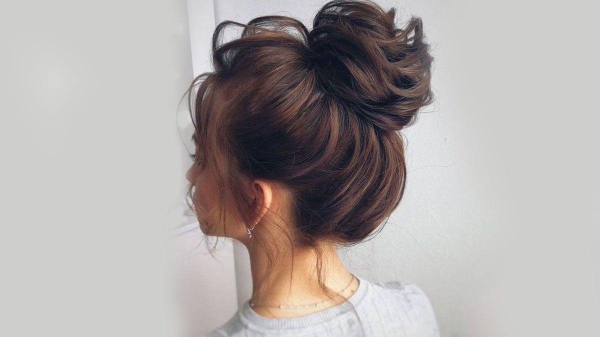 Messy Bun | Easy Guide To Do Messy Bun | Perfect Messy Bun Intended For Recent Messy Pretty Bun Hairstyles (View 11 of 25)