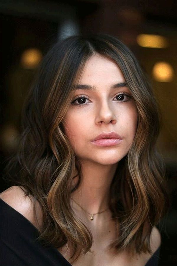 Middle Length Hairstyle Wavy Middle Part Synthetic Hair Lace Front Wigs 20  Inches | Look De Cabello, Peinados, Coloración De Cabello In Best And Newest Middle Parted Messy Lob Haircuts (View 1 of 25)