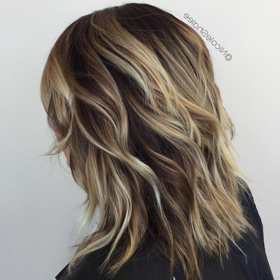 Shadow Root, Ombre, Blonde Ends, Dark Roots, Beach Waves, Medium Length  Hair, Blonde Ends | Medium Length Hair Styles, Hair Styles, Fall Hair Colors Within Newest Blonde Waves Haircuts With Dark Roots (View 4 of 25)