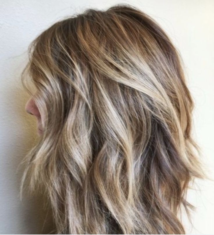 Shoulder Length, Beach Wave, Layered | Hair Styles, Long Hair Styles,  Layered Haircuts Shoulder Length With Regard To Recent Beach Waves Haircuts With Lowlights (View 15 of 25)