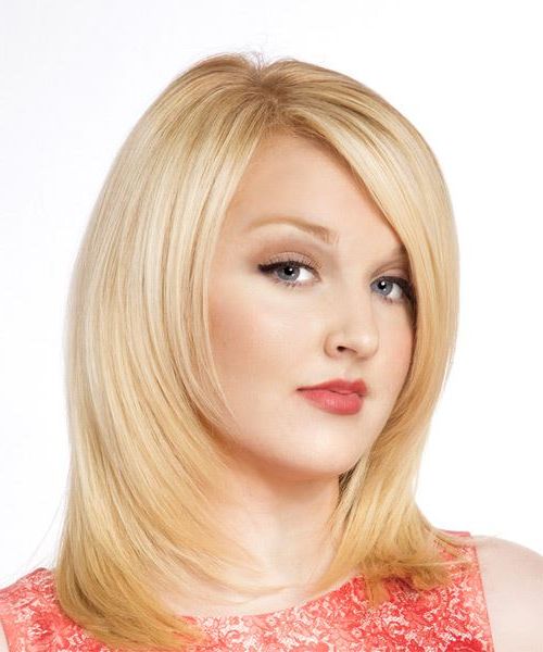 Sophisticated Mid Length Face Framing Honey Blonde Hairdo Inside 2018 Lob Haircuts With Swoopy Face Framing Layers (Photo 23 of 25)