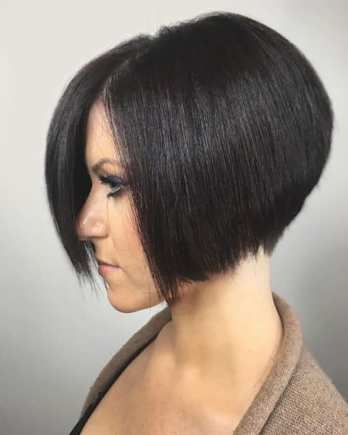 Top 25 Short Angled Bob Haircuts Right Now Intended For Angled Short Bob Hairstyles (View 16 of 25)