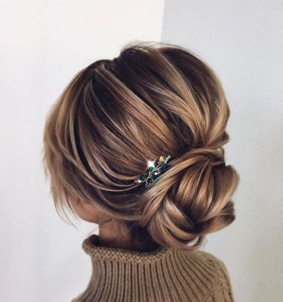 12 Amazing Updo Ideas For Women With Short Hair – Best Hairstyle Ideas |  Short Hair Updo, Bridal Hair Updo, Hair Lengths For Easy Evening Upstyle (Photo 2 of 25)