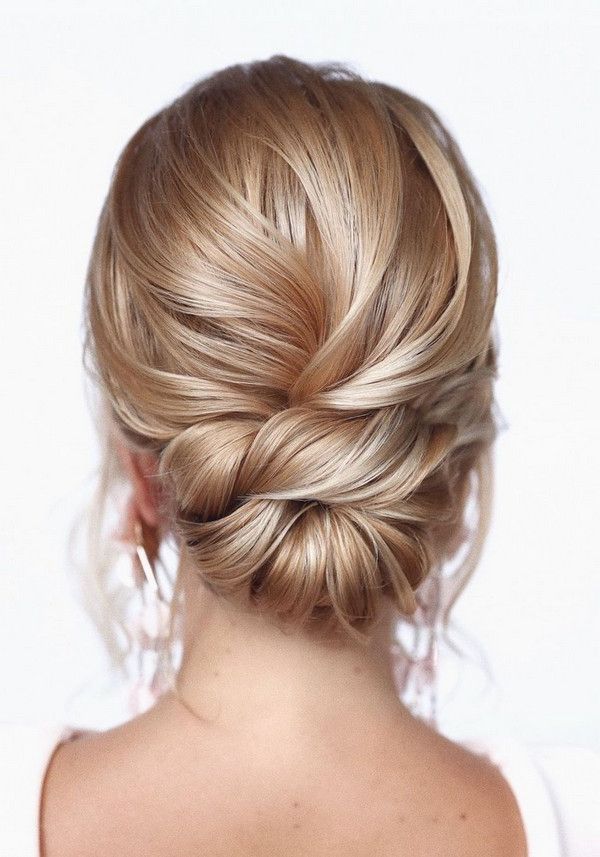 20 Trendy Low Bun Wedding Updos And Hairstyles 2023 Pertaining To Fancy Loose Low Updo (Photo 14 of 25)