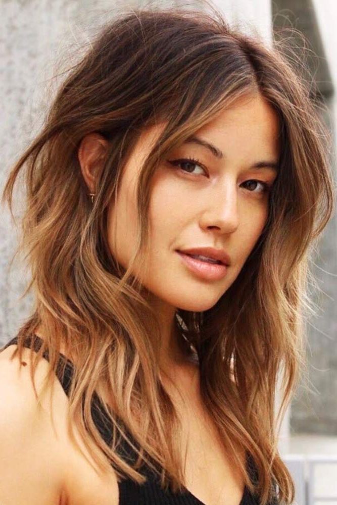 22 Trendy Beach Wavy Hairstyles For Medium Length Hair With Best And Newest Wet Medium Beach Waves With Bangs (View 4 of 18)