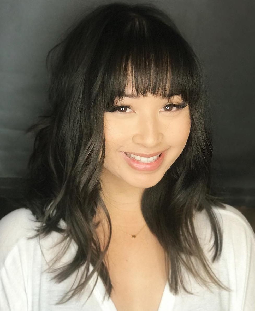 25 Latest Medium Length Hairstyles With Bangs For 2022 With 2018 Shoulder Length Hair With Bangs And Layers (Photo 16 of 23)