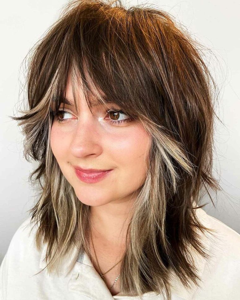 25 Lovely Medium Length Choppy Haircuts – Styleoholic With Regard To Most Up To Date Medium Choppy Bangs (View 14 of 18)