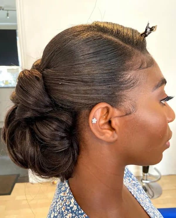 30 Chignon Hairstyles For A Perfect Look Pertaining To Delicate Waves And Massive Chignon (View 12 of 25)