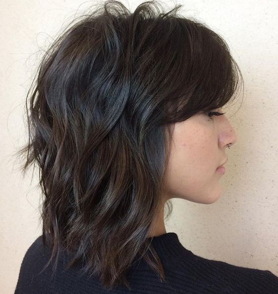 35 Pretty Collarbone Length Haircuts With Regard To Collarbone Razored Feathered Bob (View 6 of 25)