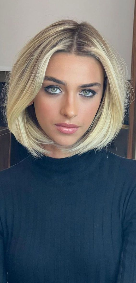 35 Sleek And Chic Bob Hairstyles : Dark Honey Blonde Bob With The Classic Blonde Haircut (View 11 of 25)