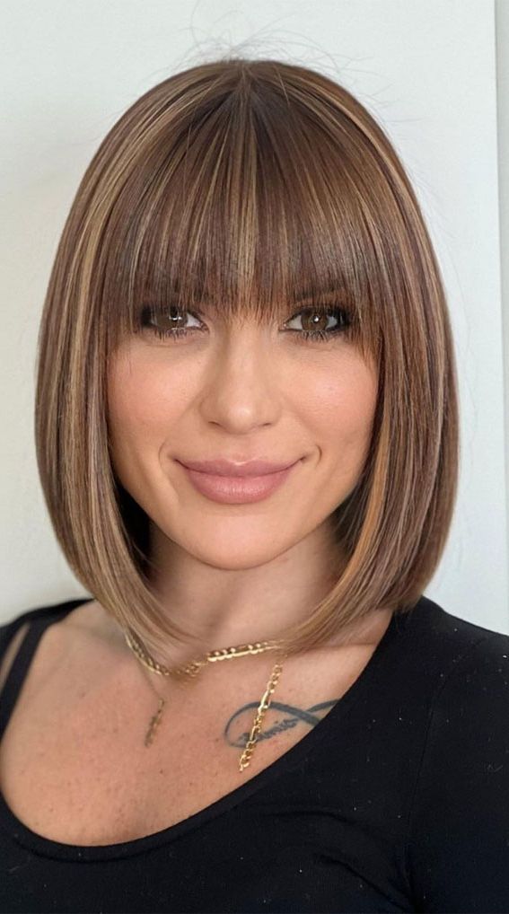 35 Sleek And Chic Bob Hairstyles : Layered Bobs With Bangs Intended For Shaggy Bob Haircut With Bangs (Photo 23 of 25)