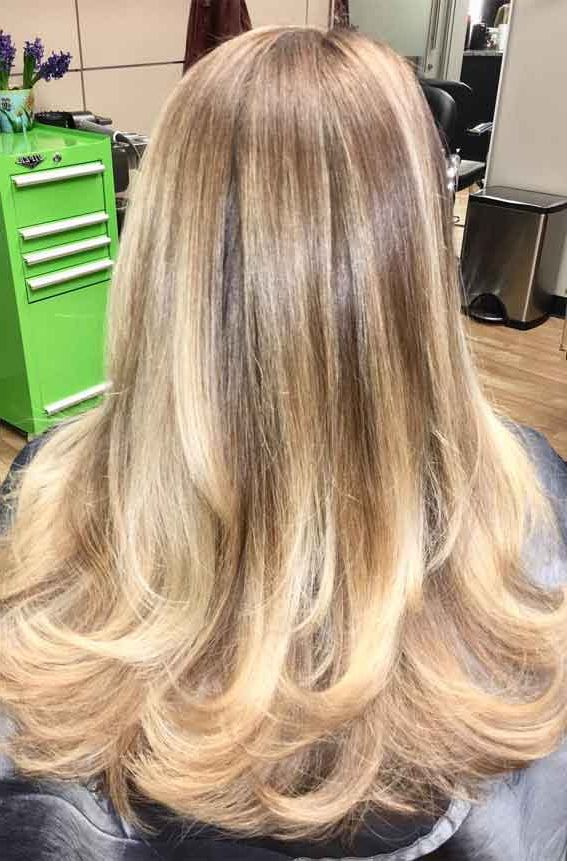 42 Best Layered Haircuts & Hairstyles : Lowlights & Highlights Pertaining To Layers And Highlights (View 14 of 25)