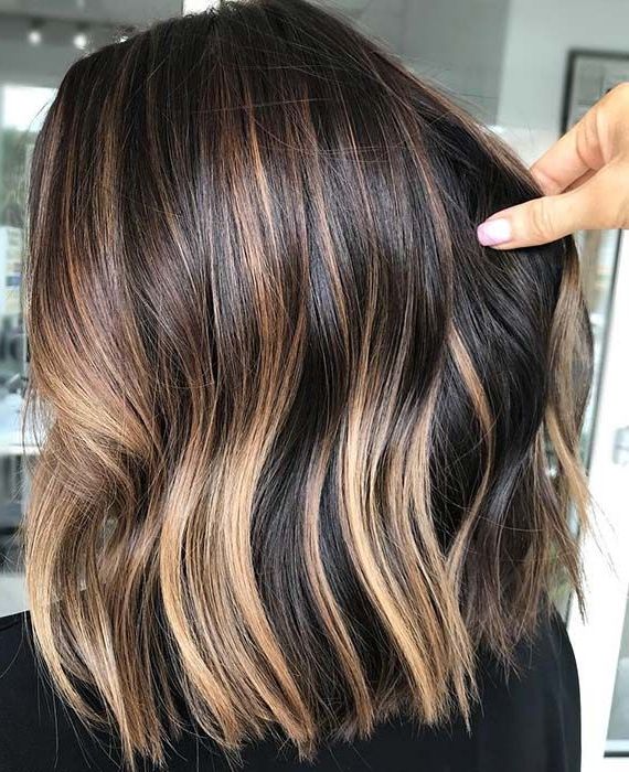 43 Best Bob And Lob Haircuts For Summer 2019 – Stayglam | Hair Styles,  Brunette Balayage Hair Short, Short Hair Balayage Intended For Lob Hairstyle With Warm Highlights (View 3 of 25)
