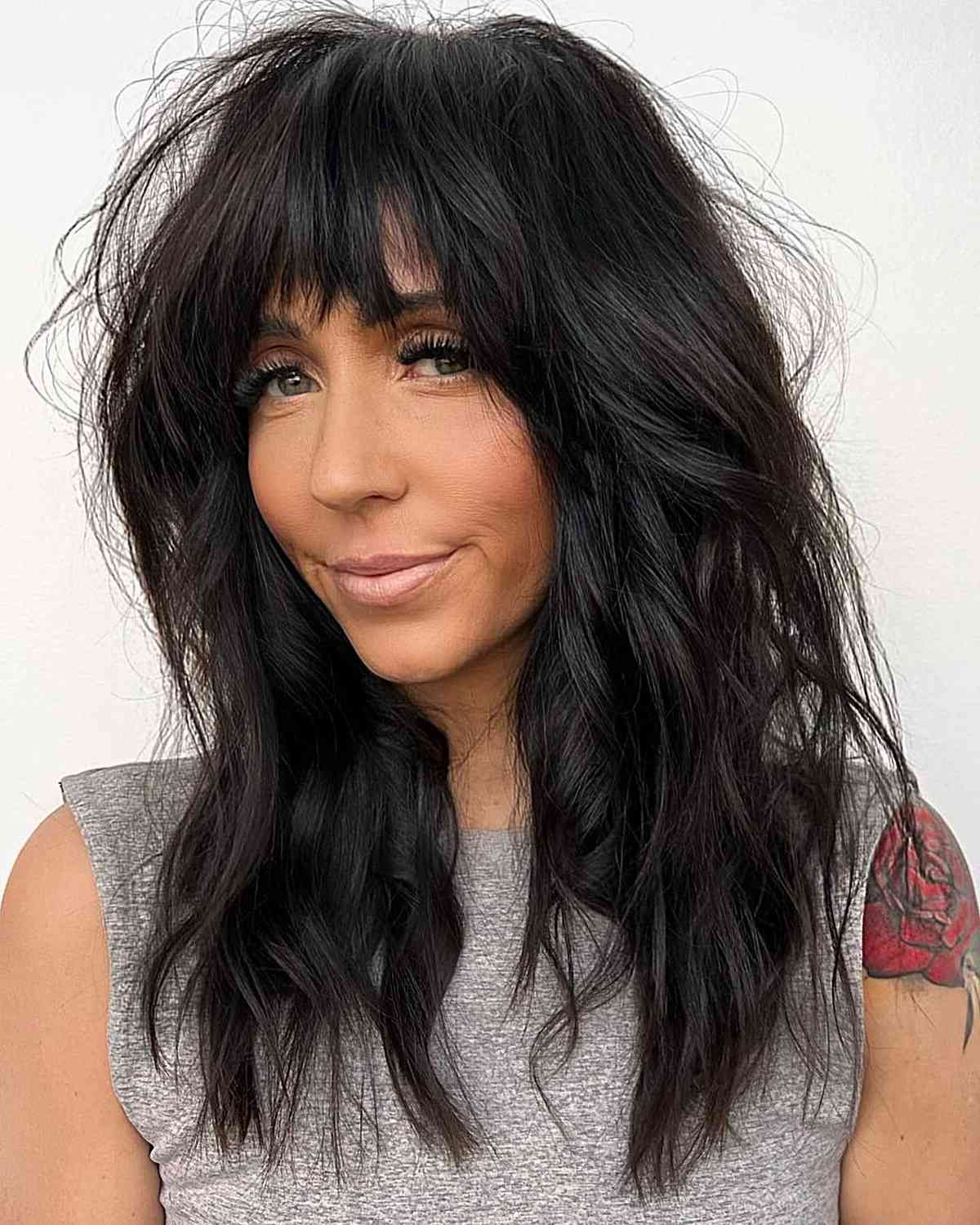 44 Trendy Medium Layered Haircuts With Bangs For Latest Dip Dye Medium Layered Hair With Bangs (View 11 of 18)